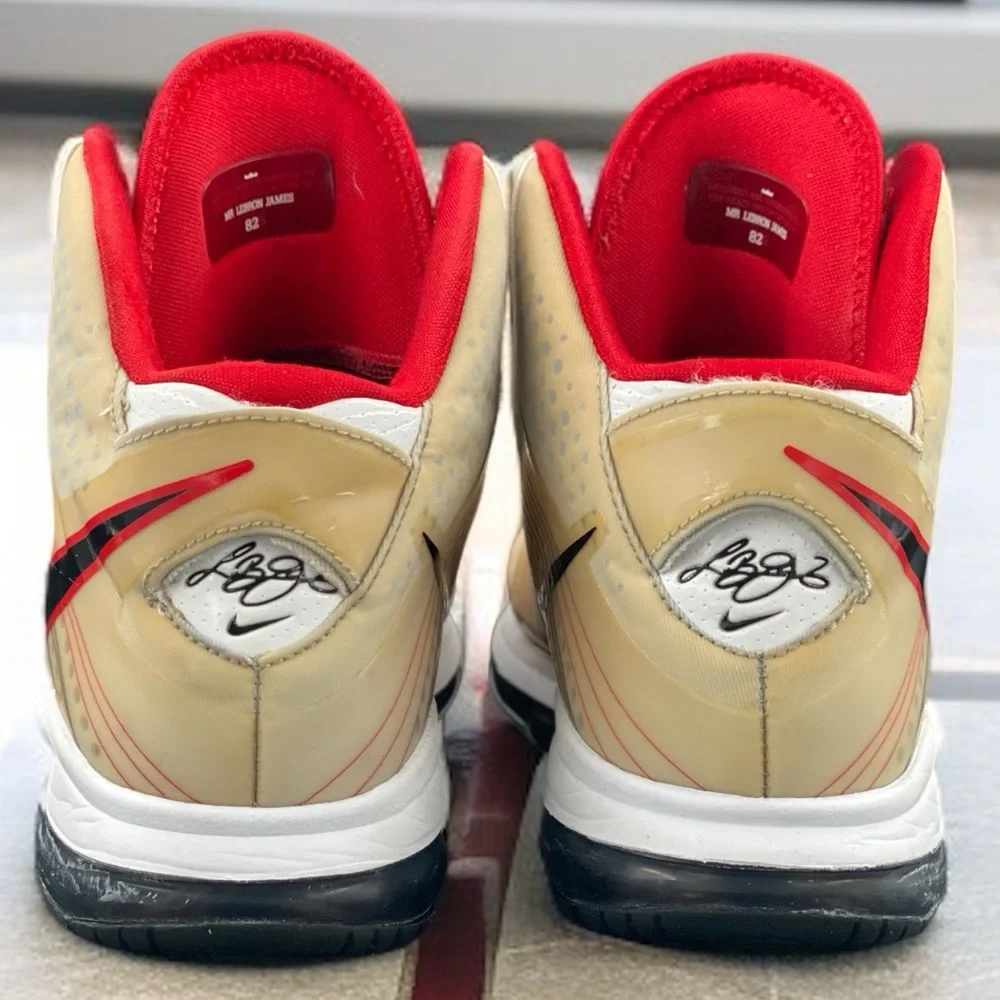 Nike LeBron 8 V/2 “Home” | 2011 OG | Men’s 8.5 / Women’s 10 | Rare Collectible - Picture 4 of 12